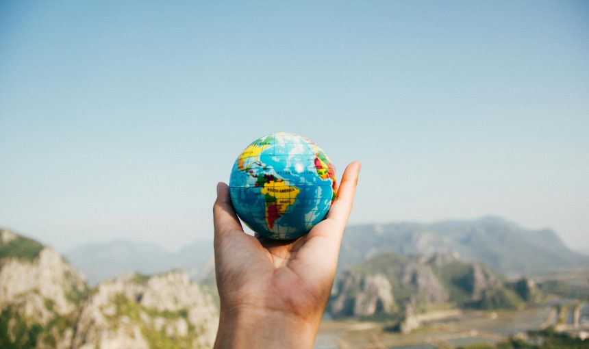 How to travel on a tight budget